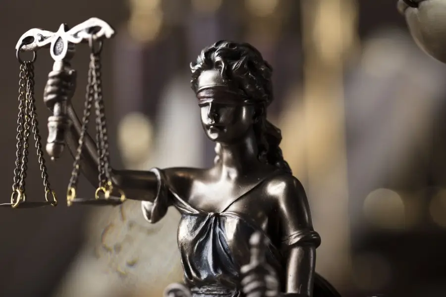 Statue de la justice